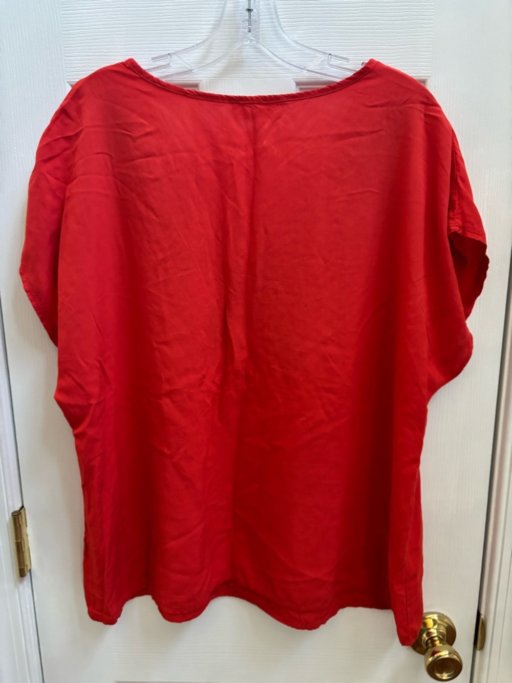 Luna Moon Red Embroidered V Neck Top Size XL, EUC - Picture 4 of 4
